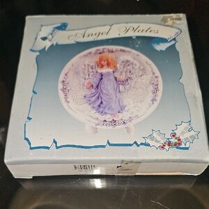 NWT Vintage Ceramic Angel Plate with Purple and White Angel Design